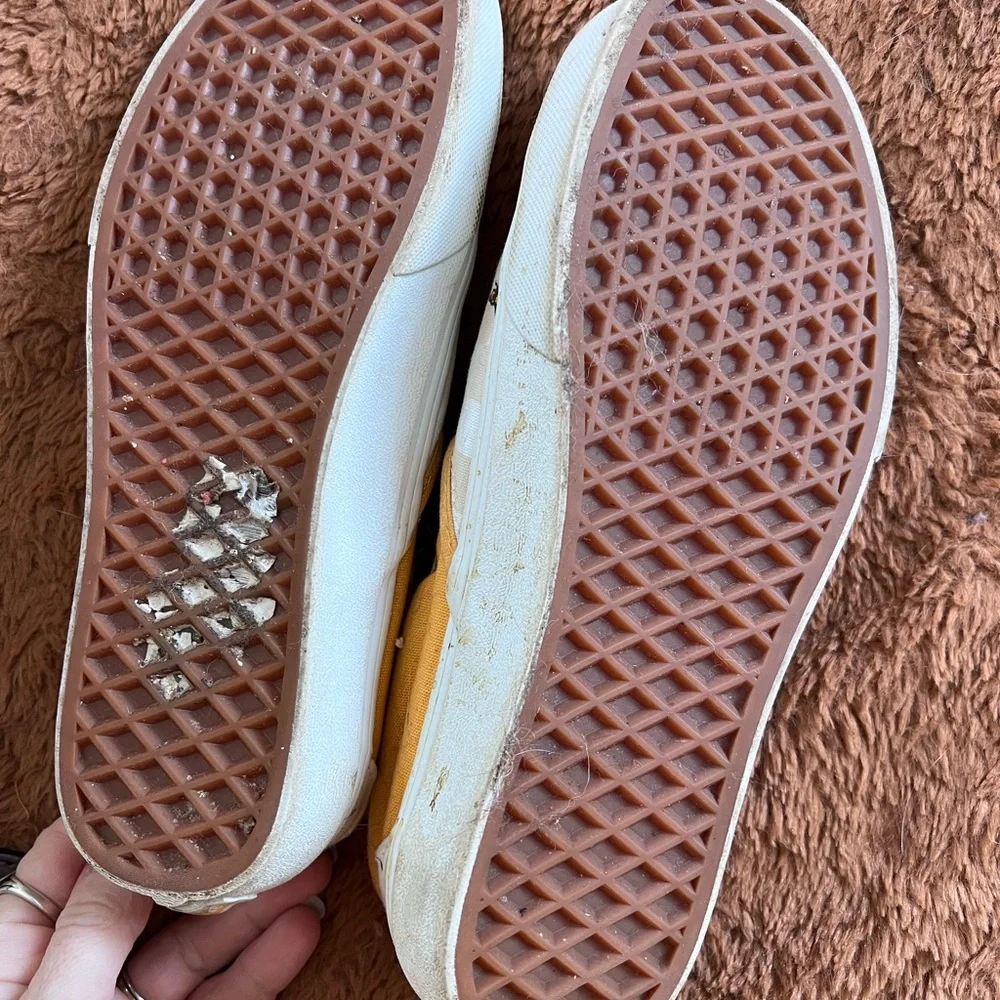 Vans Slip-On Floral Checkerboard Sneakers in Mustard and Cream - Picture 4 of 4